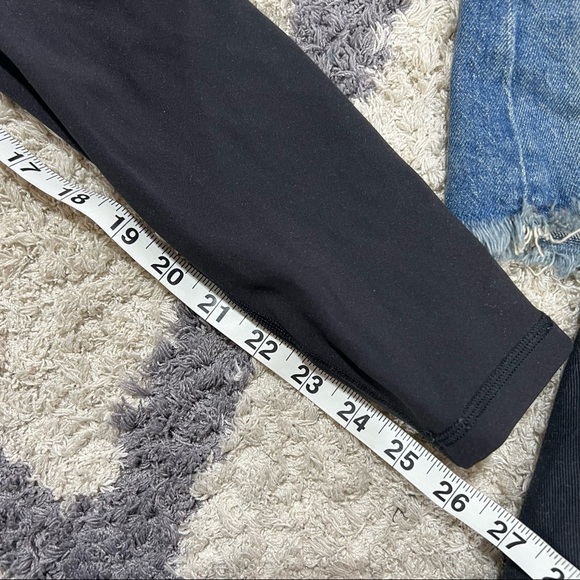 Lululemon Train Times 7/8 Pant *25" in Black - Picture 6 of 9